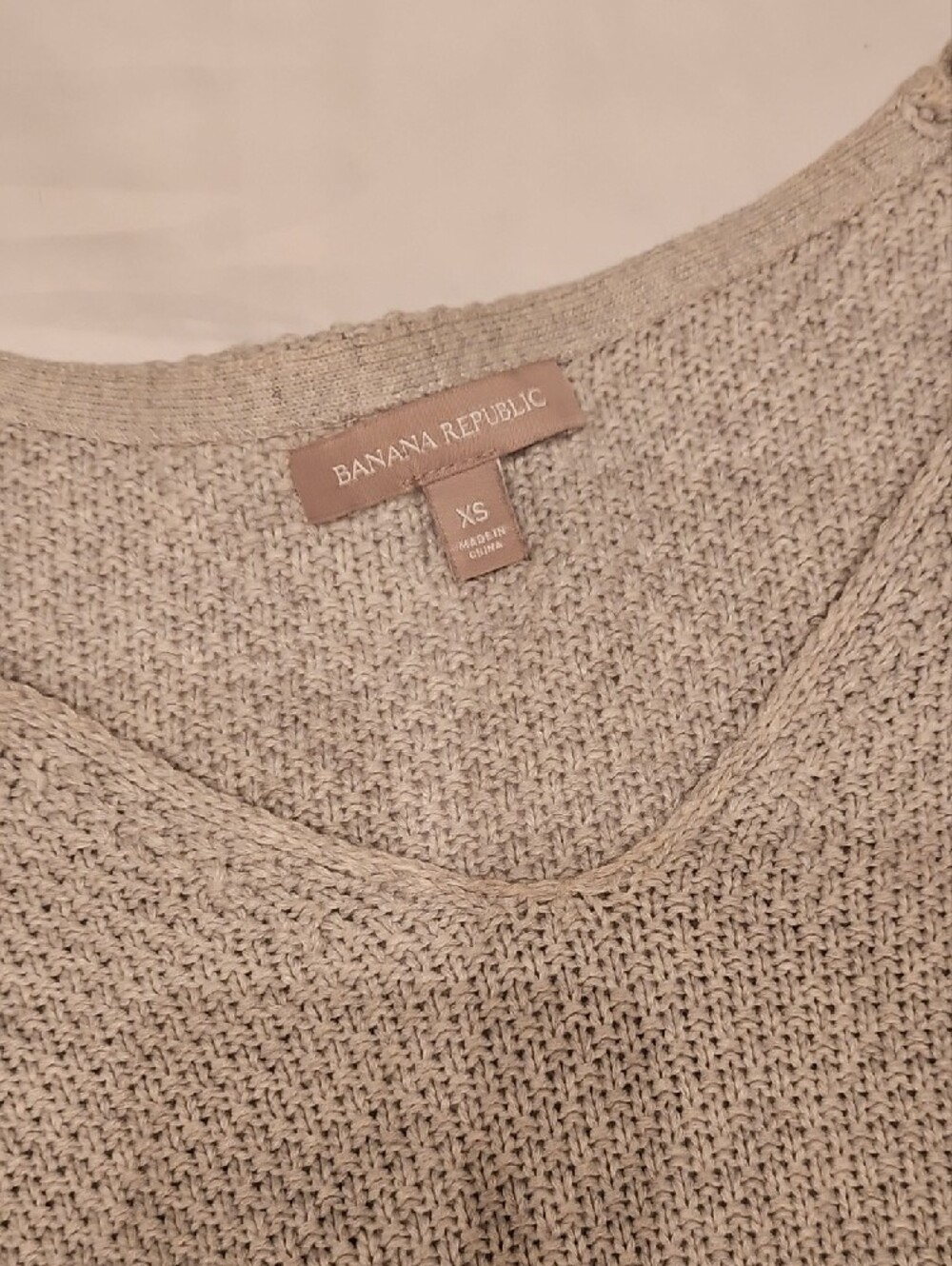 Banana Republic Cream Crewneck Sweater with Side Zippers - Picture 2 of 3